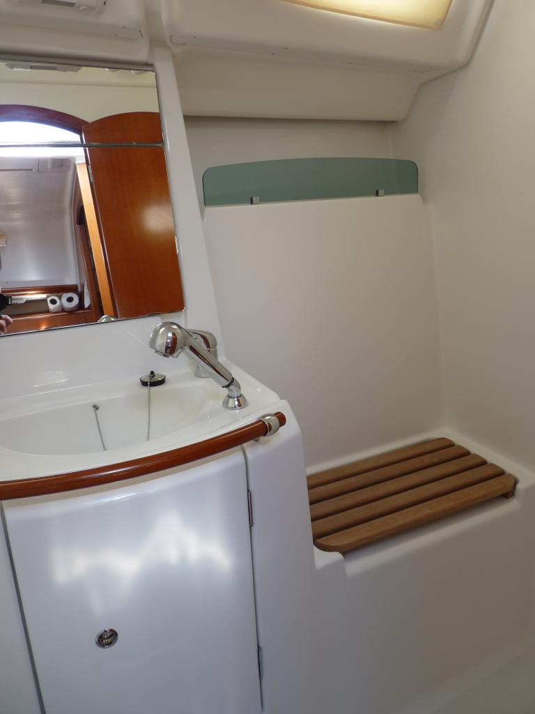Salle d'eau coté douche